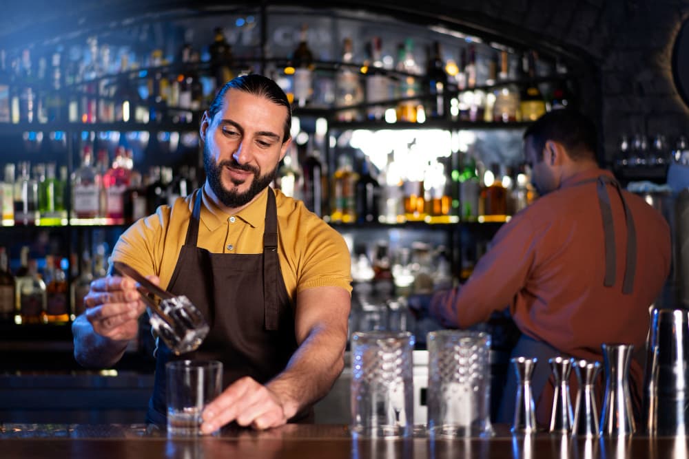 When Should You Hire a Private Bartender for Your Event?