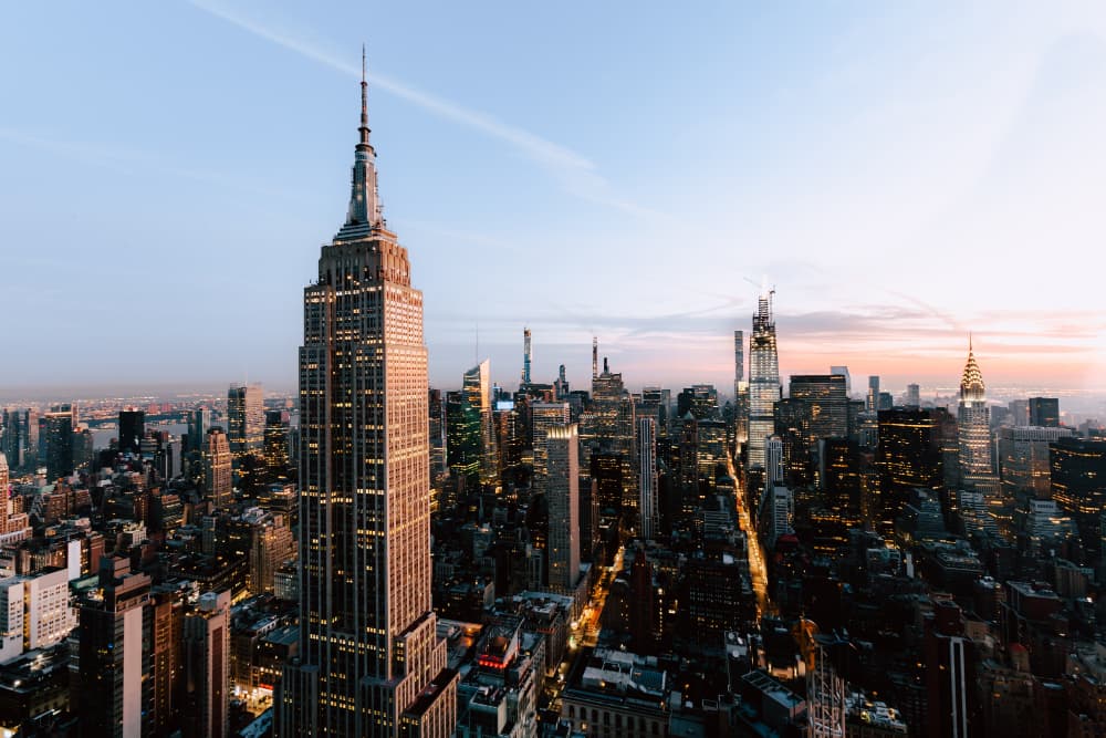 How to Hire Bartenders in NYC: Everything You Need to Know Before Your Event
