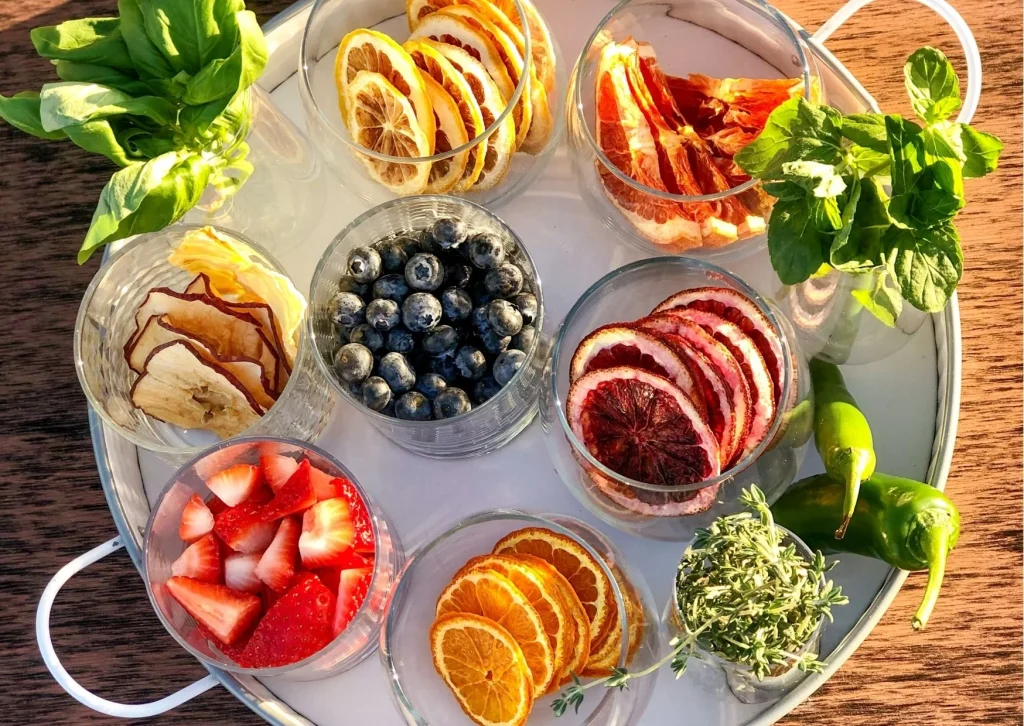 Using organic spirits and garnishes to provide great bartending services